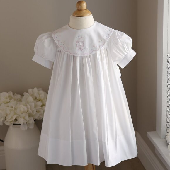 White Heirloom Dress Pink Shadow Bow Flower Girl Spring Party Portrait 3T NWOT - Picture 1 of 6
